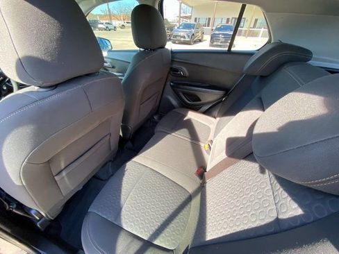 Used 2022 Chevrolet Trax LS w/ Tint and Cruise Package image 14