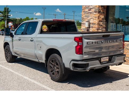 Used 2024 Chevrolet Silverado 1500 RST AWD/4WD image 5