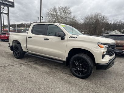 New 2026 Chevrolet Silverado 1500 Custom Trail Boss w/ Turbomax Blackout Package