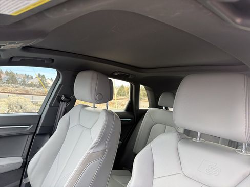 Used 2021 Audi Q3 2.0T Premium Plus w/ Premium Plus Package image 49