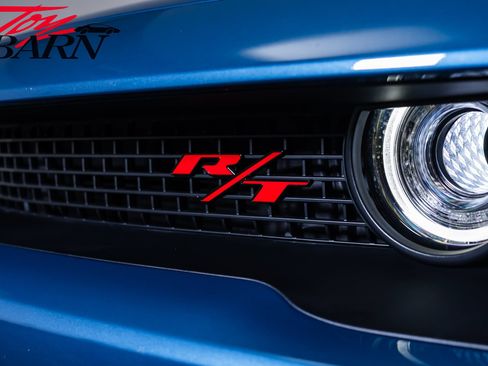 Used 2021 Dodge Challenger R/T Scat Pack RWD image 10