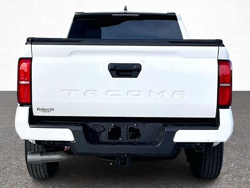 Used 2025 Toyota Tacoma SR5 image 6