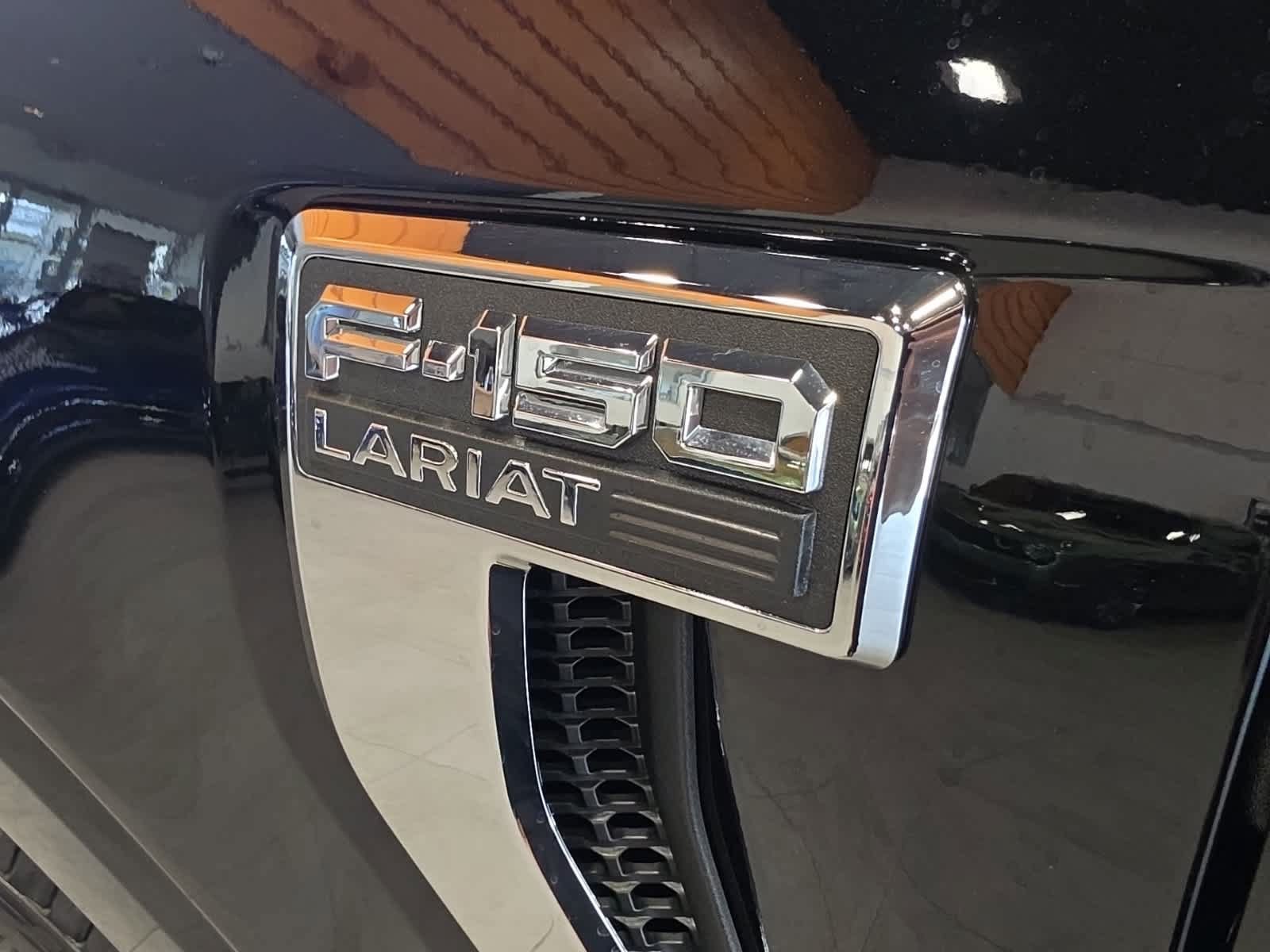 Used 2023 Ford F150 Lariat w/ Equipment Group 502A High AWD/4WD image 23