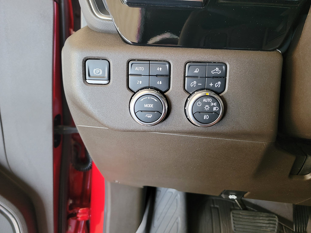 Used 2025 GMC Sierra 2500 SLT AWD/4WD image 19