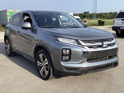 Used 2025 Mitsubishi Outlander Sport ES AWD/4WD image 3