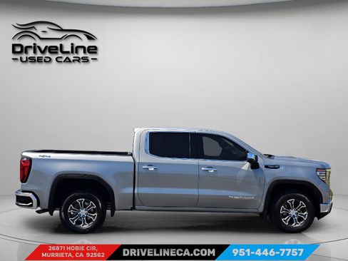 Used 2025 GMC Sierra 1500 SLT AWD/4WD image 13