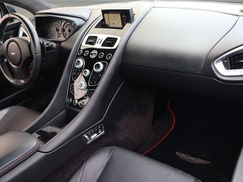 Used 2014 Aston Martin Vanquish Coupe RWD image 18