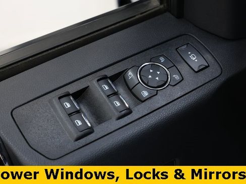 Used 2022 Ford F350 Platinum w/ Tremor Off-Road Package image 57