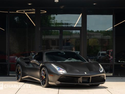 Used 2019 Ferrari 488 GTB RWD image 1