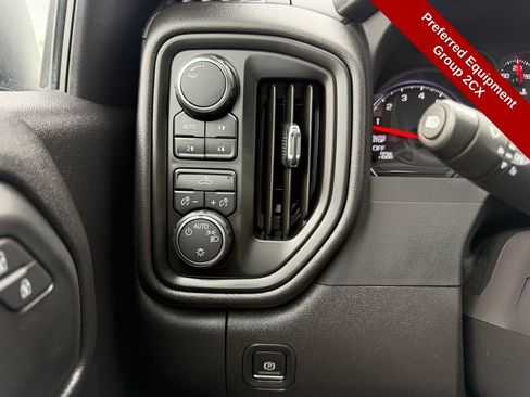 Used 2024 Chevrolet Silverado 1500 Custom Trail Boss w/ LPO, Dark Essentials Package AWD/4WD image 19