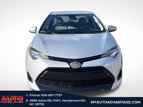 Used 2018 Toyota Corolla LE image 4
