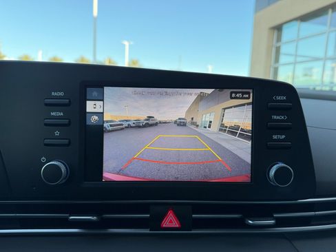 Certified 2025 Hyundai Elantra SE w/ Cargo Package image 28