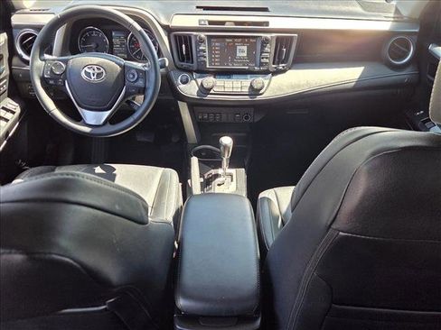 Used 2016 Toyota RAV4 Limited image 15