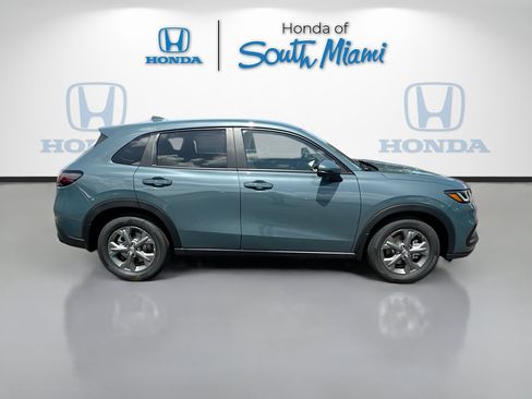 New 2027 Honda HR-V LX image 8