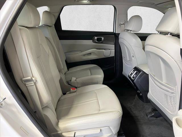 Used 2021 Kia Sorento EX w/ Panoramic Sunroof Package AWD/4WD image 21