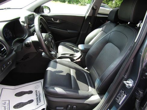 Used 2021 Hyundai Kona Limited image 11