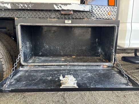 Used 2021 Ford F350 XLT AWD/4WD image 14