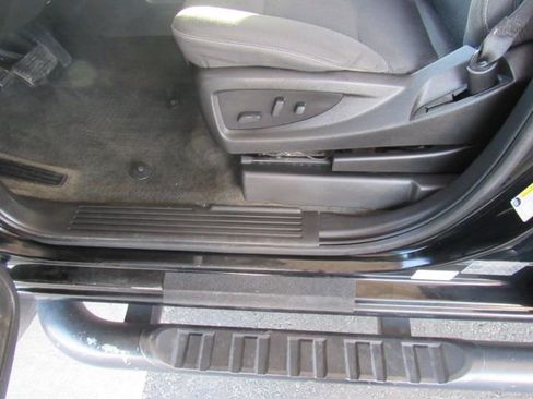 Used 2018 GMC Sierra 1500 SLE image 38