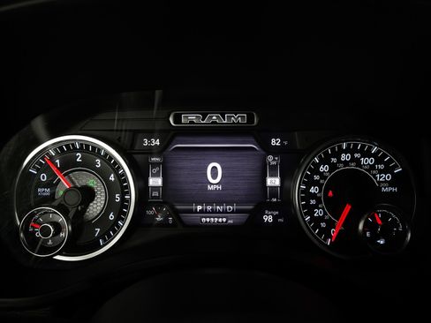 Used 2021 RAM 1500 Big Horn image 16