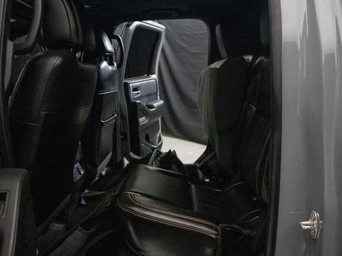 Used 2023 Nissan Frontier PRO-4X w/ Pro-4X Premium Package AWD/4WD image 21