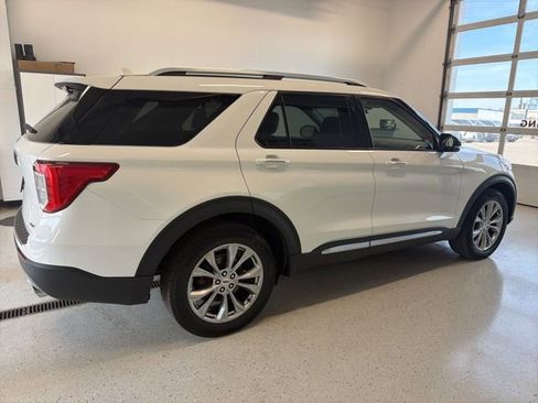 Used 2022 Ford Explorer Limited w/ Class IV Trailer Tow Package AWD/4WD image 10