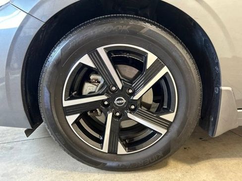 Used 2024 Nissan Sentra SV w/ All-Weather Package FWD image 10