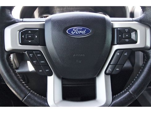 Used 2019 Ford F150 Lariat AWD/4WD image 17