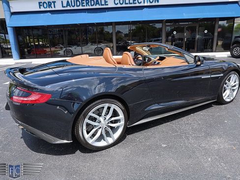 Used 2016 Aston Martin Vanquish Volante RWD image 6