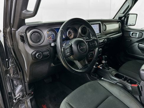 Used 2021 Jeep Wrangler Unlimited Sport image 10