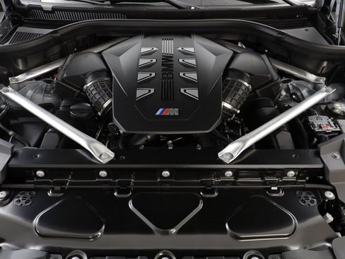 New 2026 BMW X6 M60i image 23