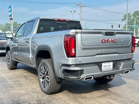Used 2024 GMC Sierra 1500 AT4 w/ Technology Package AWD/4WD image 6