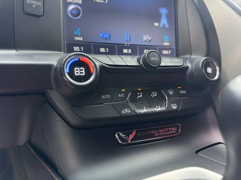 Used 2014 Chevrolet Corvette Stingray Coupe RWD image 23