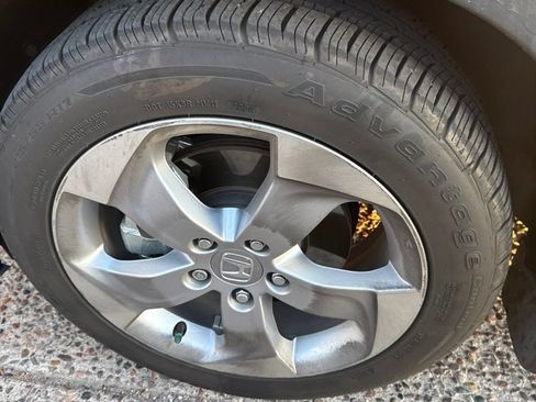 Used 2021 Honda HR-V LX image 6