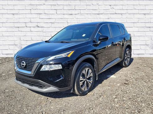 Used 2023 Nissan Rogue SV image 5