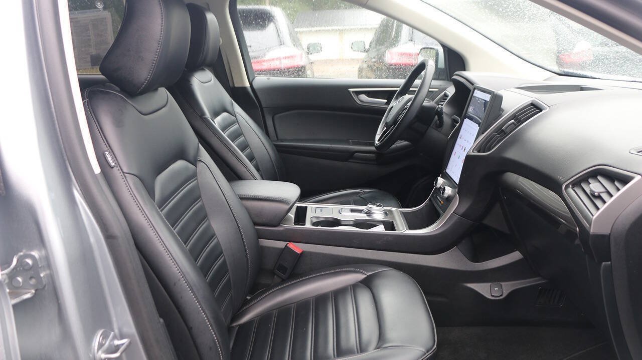 Certified 2024 Ford Edge SEL AWD/4WD image 23