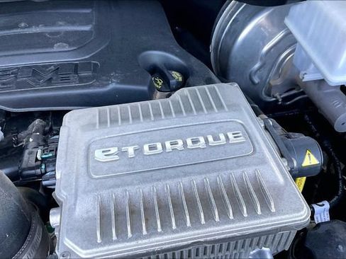 Used 2023 RAM 1500 Laramie AWD/4WD image 35