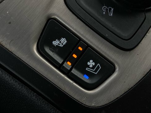 Used 2019 GMC Terrain Denali w/ Comfort Package AWD/4WD image 26