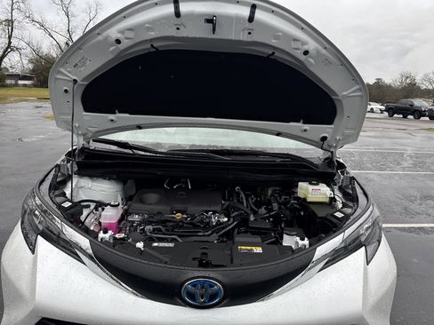 New 2025 Toyota Sienna XLE w/ XLE Plus Package image 46