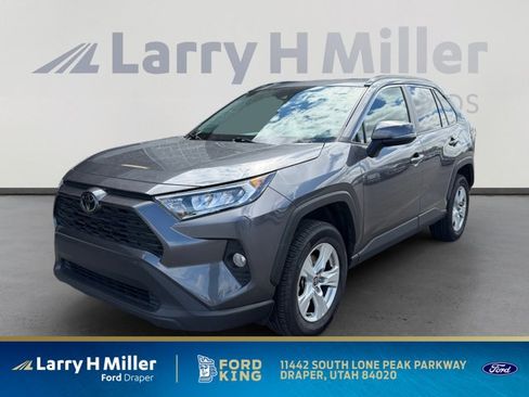 Used 2021 Toyota RAV4 XLE w/ Convenience Package image 1