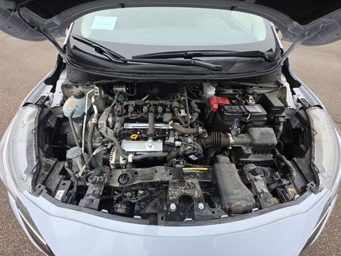 New 2025 Nissan Versa SR w/ Trunk Package image 28