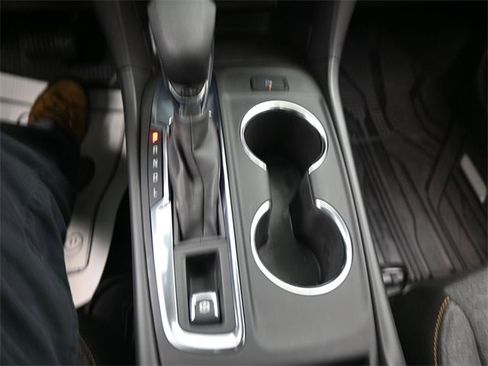 Used 2024 Chevrolet Equinox LT w/ LPO, Floor Liner Package image 10