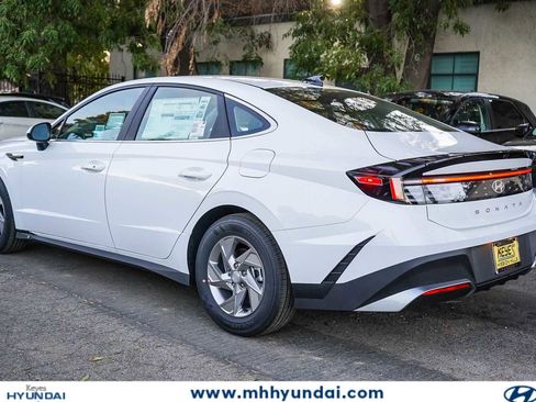 New 2026 Hyundai Sonata SE FWD image 6