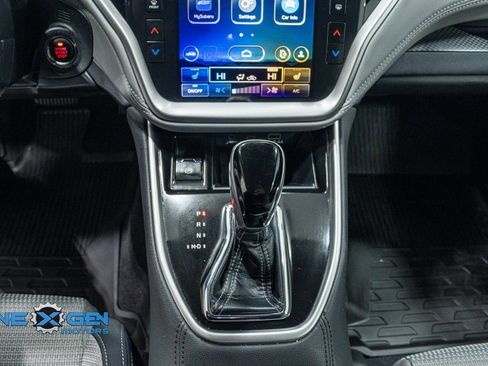 Used 2024 Subaru Outback Premium image 17