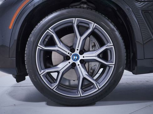 Used 2023 BMW X5 xDrive45e w/ M Sport Package image 2