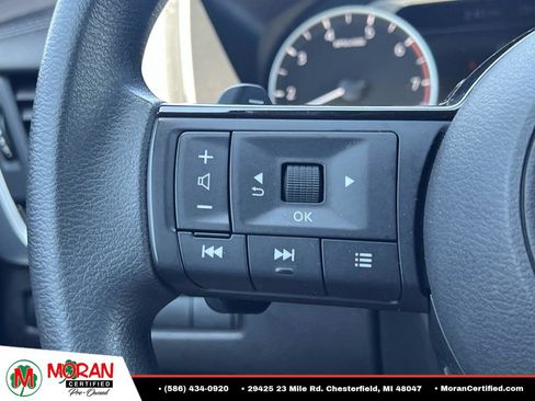 Used 2023 Nissan Rogue SV FWD image 25