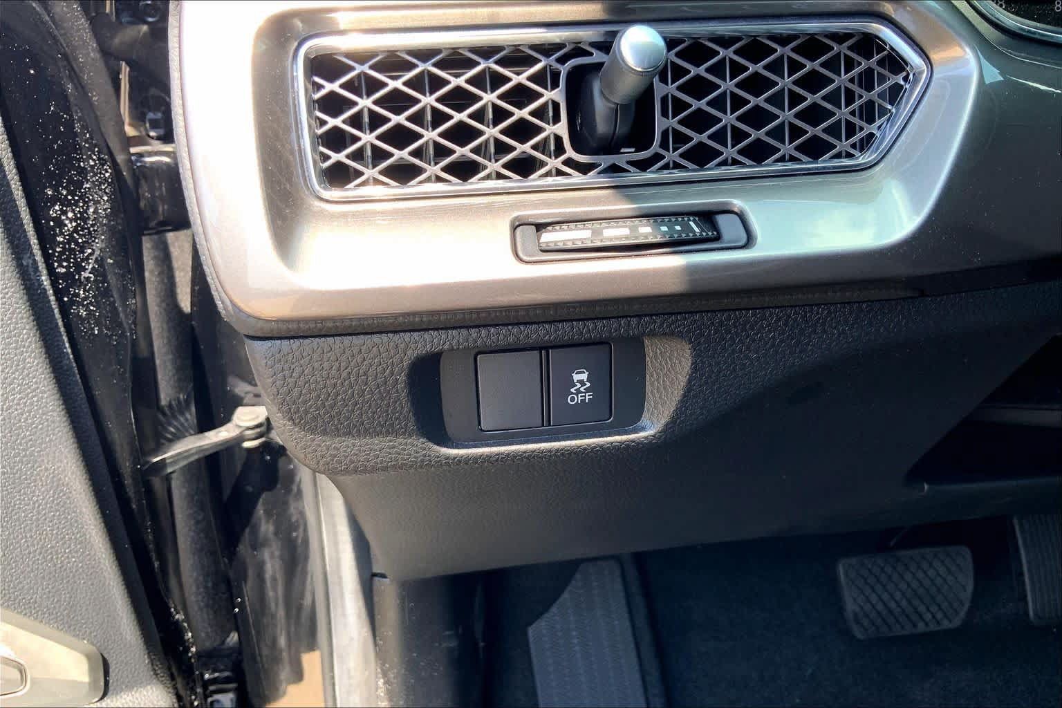 Used 2026 Acura Integra FWD image 36