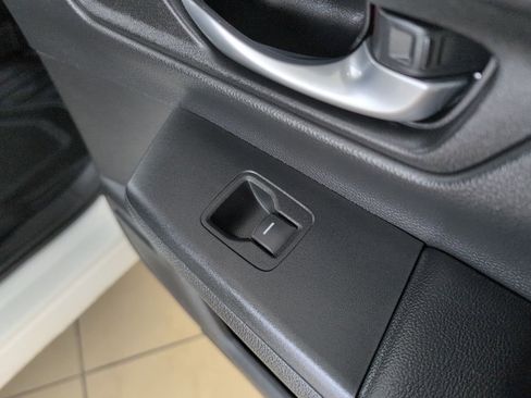 Used 2023 Honda CR-V EX image 40