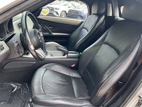 Used 2003 BMW Z4 2.5i image 27
