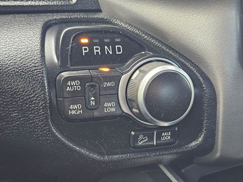 Used 2020 RAM 1500 Big Horn AWD/4WD image 23
