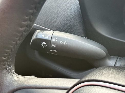 Used 2022 Toyota RAV4 XLE w/ Convenience Package AWD/4WD image 23